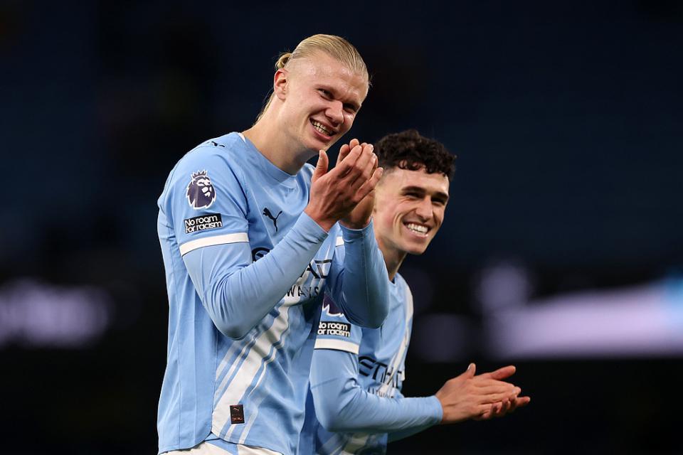 开云app下载-英超综述：阿森纳获圣诞冠军+仍2分领跑！曼城7连胜，利物浦升第5