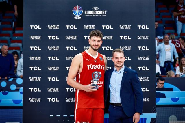 kaiyun体育-申京轰16+8+7开门红！波神被打服：他像是小约基奇