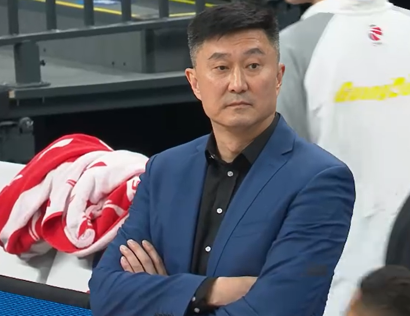 开云app下载-输上海40分！杜锋有4个败笔，是广东队输球的主要因素