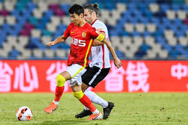 开云登录入口-昔日本土射手王破荒难救主 广州队保级任重道远