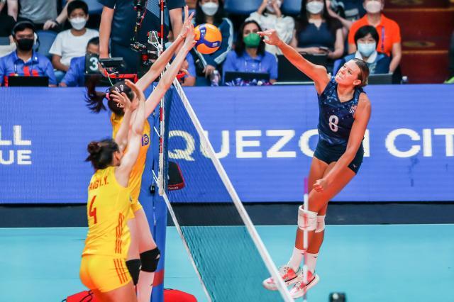 美国队送22分仍能赢球 中国女排多环节显露劣势