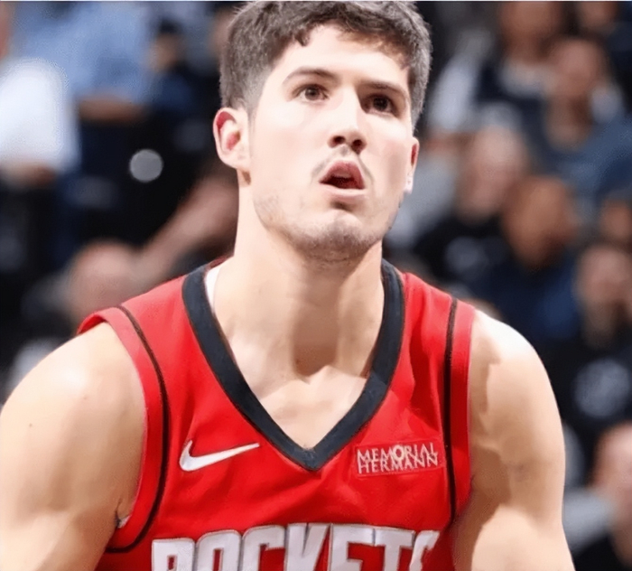 开云登录入口-谢泼德真打出来了！防守蜕变能串联全队，还能进关键三分！|火箭|休斯敦火箭队|NBA常规赛|华盛顿奇才队|nba_新浪体育_新浪新闻